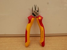 WIHA 43336  165MM 61/2" HEAVY DUTY VDE DYNAMIC JOINT  ELECTRICIAN SIDE CUTTERS