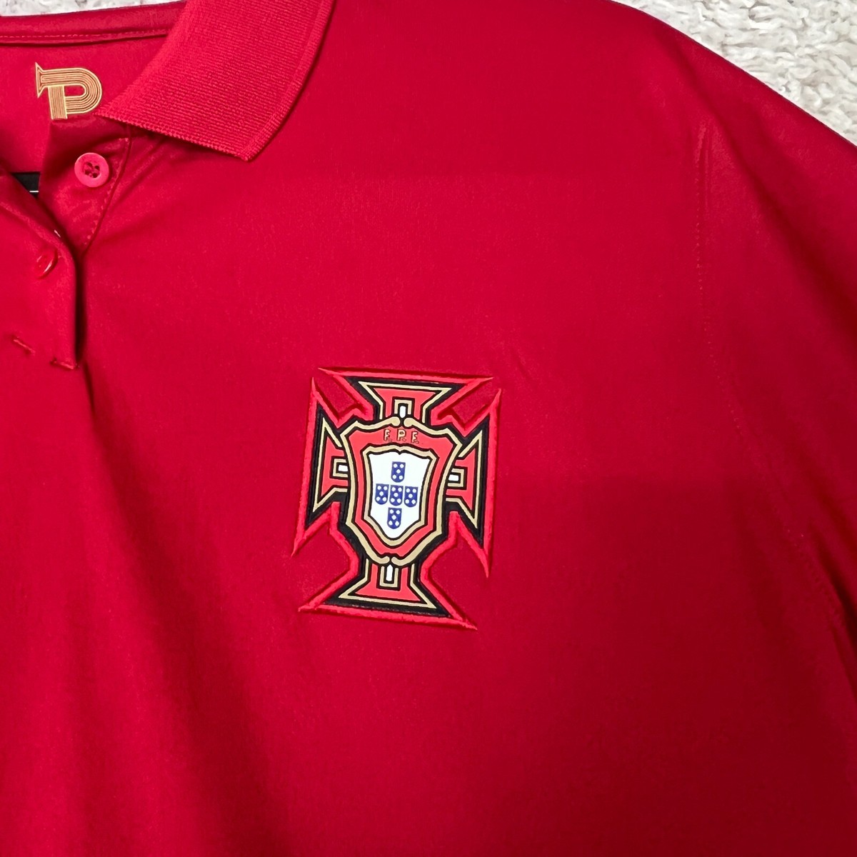 Portugal Soccer Shirt Polo Womens Size XL Red Nike Football