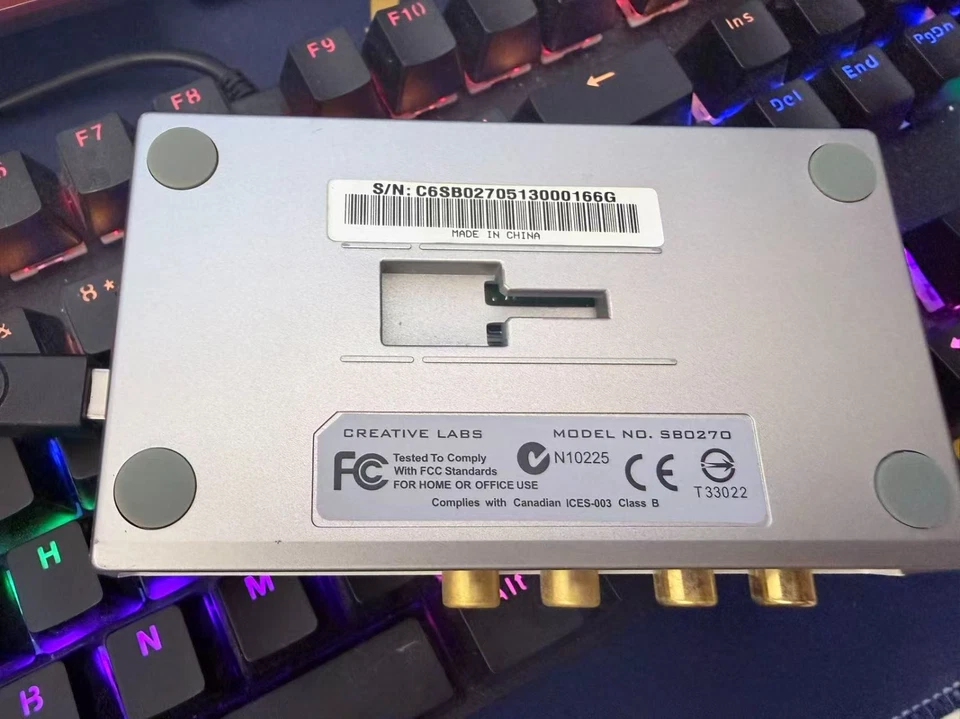 Creative Labs External Sound Blaster Model SB0270 Withe Made in China Very Clear - Image 3 of 3