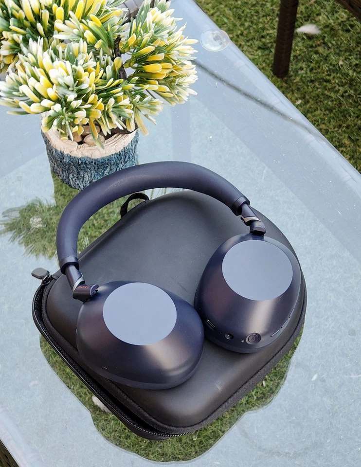 Sony WH-1000XM5, foto 1 di 5