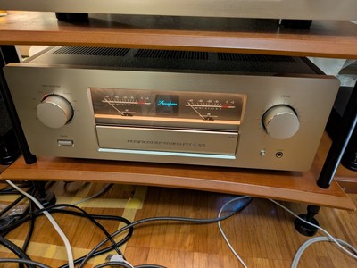 Accuphase E-406 Integrated Amplifier