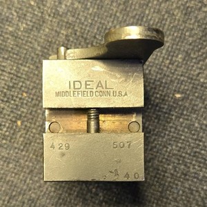 Ideal Bullet Mold .429 507 2-Cavity Handgun Middlefield Conn. USA Reloading Tool