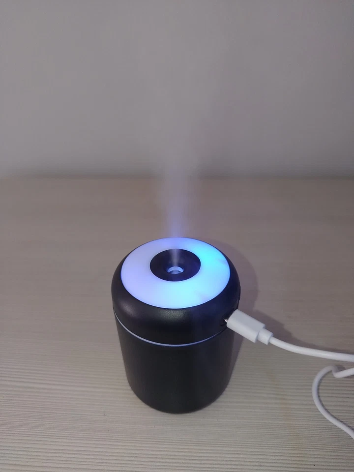 Mini Umidificatore da Scrivania Casa Ufficio Auto USB Led Nuovo - Immagine 4 di 4