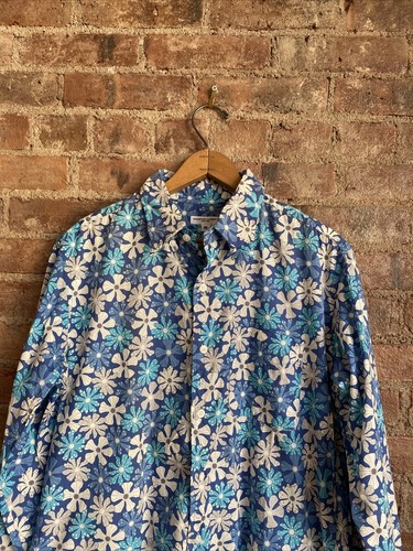 Engineered Garments Men's Shirt, Sz Medium 100% Cotton Floral Blue/White - Picture 2 of 7