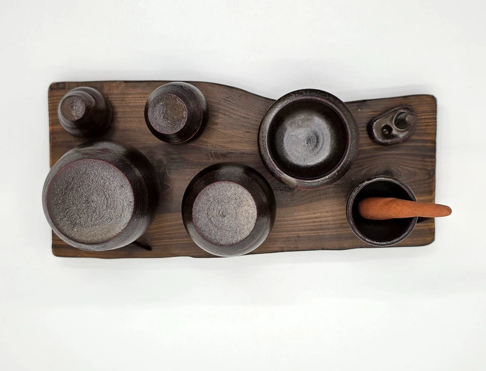 Juego de utensilios de cocina tradicionales coreanos en miniatura Onggi Foto 4 de 4