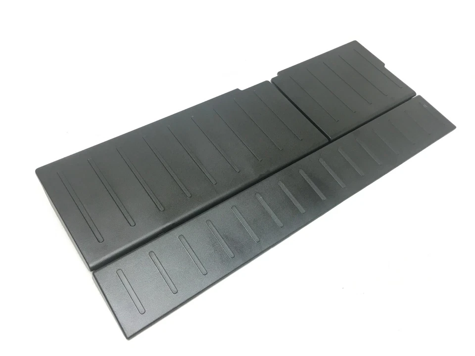 GM Folding Cargo Area Closeout Transition Trunk Panel New OEM 23426665 - Изображение 2 из 4