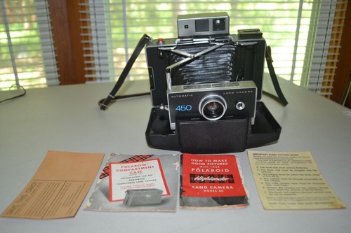 Vintage Polaroid 450 Accordion Collapsible Automatic Land Camera (UNTESTED)