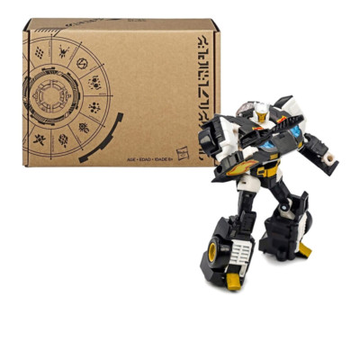 Takara Hasbro Transformers Generations Selects Ricochet Deluxe Action Figure