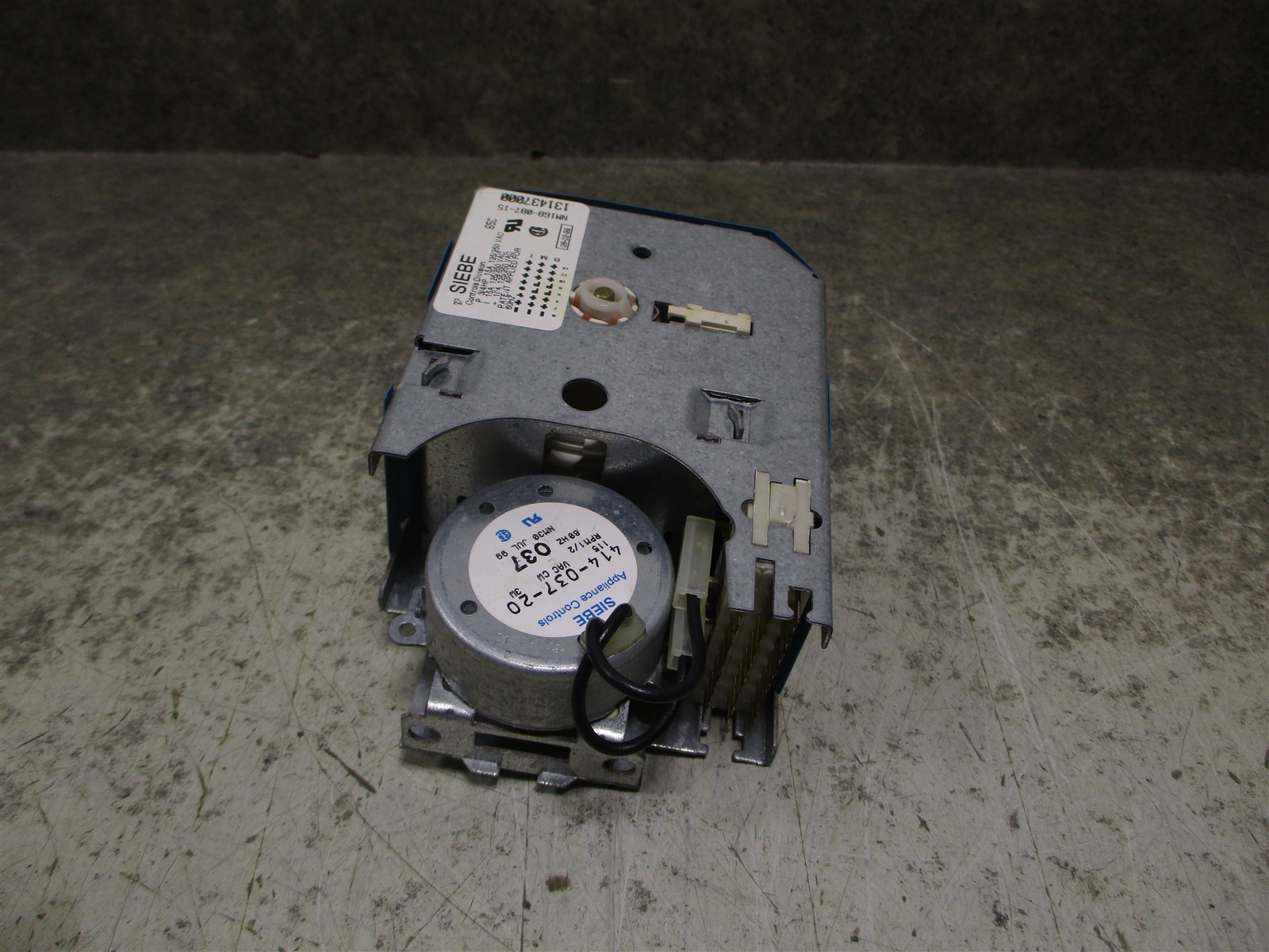 Frigidaire Washer Timer Part # 131437000