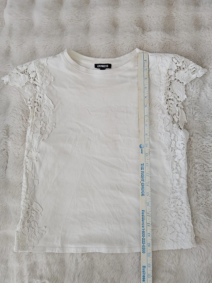 Camiseta sin mangas Express para mujer de encaje crema talla mediana Foto 2 de 4