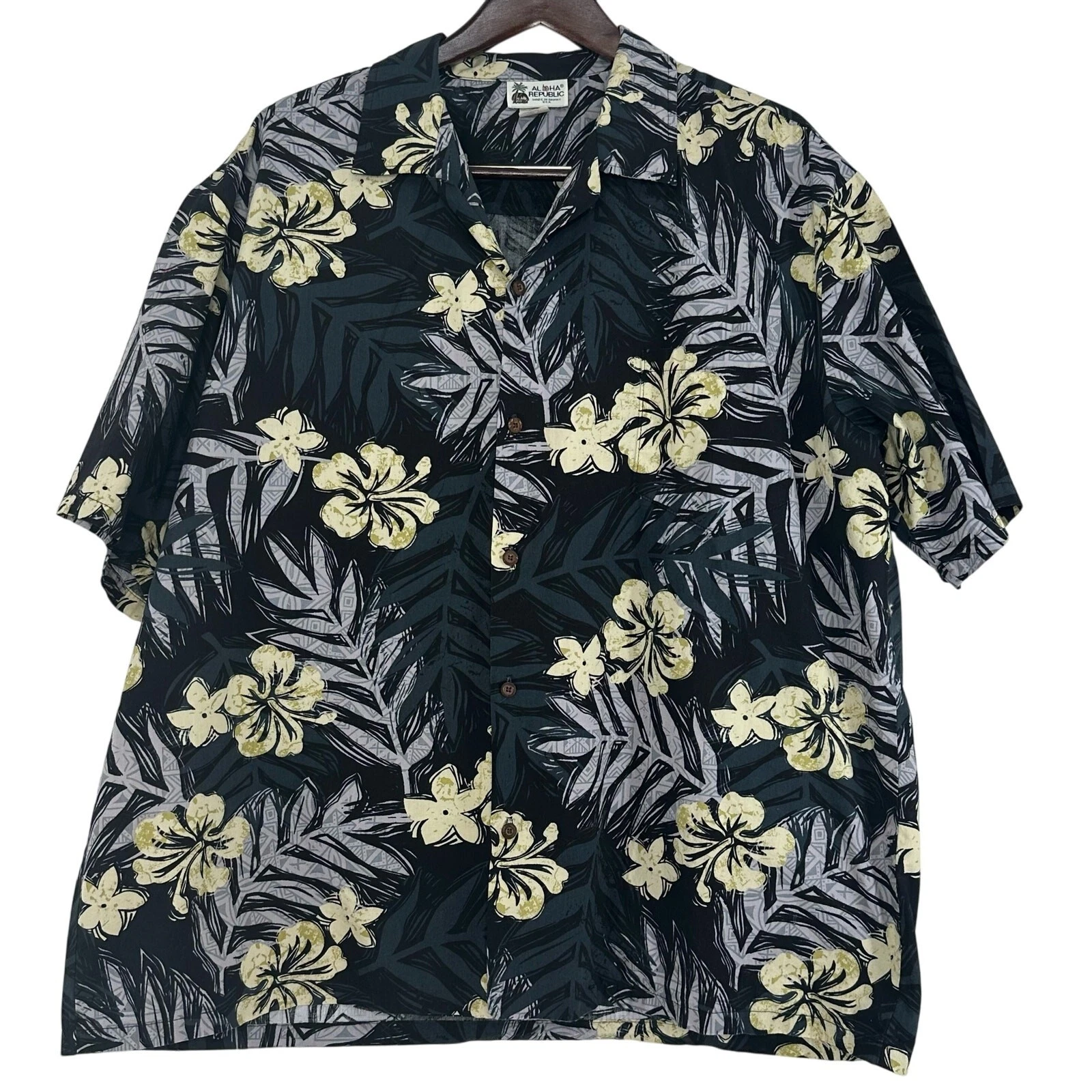 Aloha Republic Hawaiian Shirt Button Up Mens 2XL Black Gray Creme Tropical Beach
