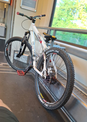 Dirt Parade, 26 Zoll, Oder Tauchen Gegen Kona Stinky, Operator