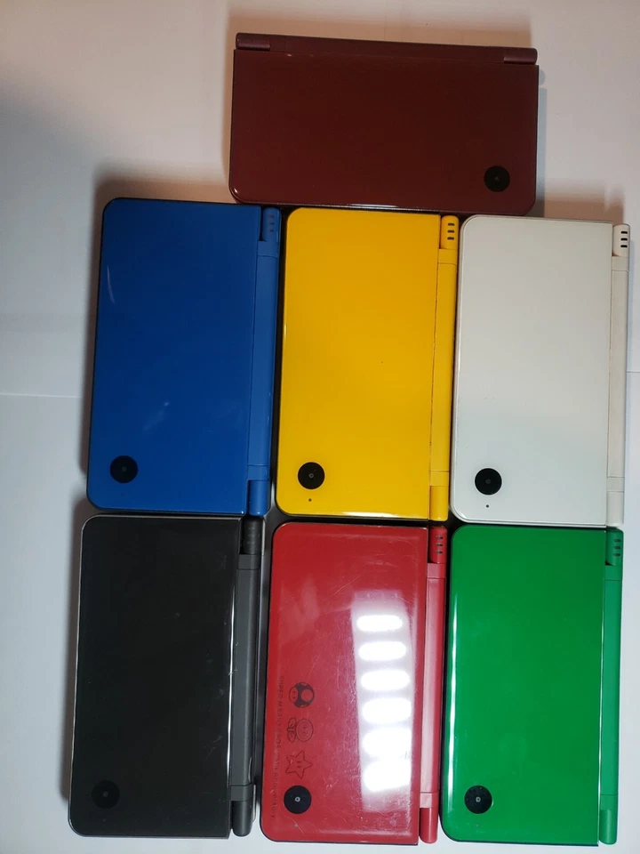 Nintendo DSi LL (VERSIÓN JAPÓN, menú en Japón, ¡los juegos de EE. UU. funcionan!) ¡Envío desde USA!! Foto 2 de 4