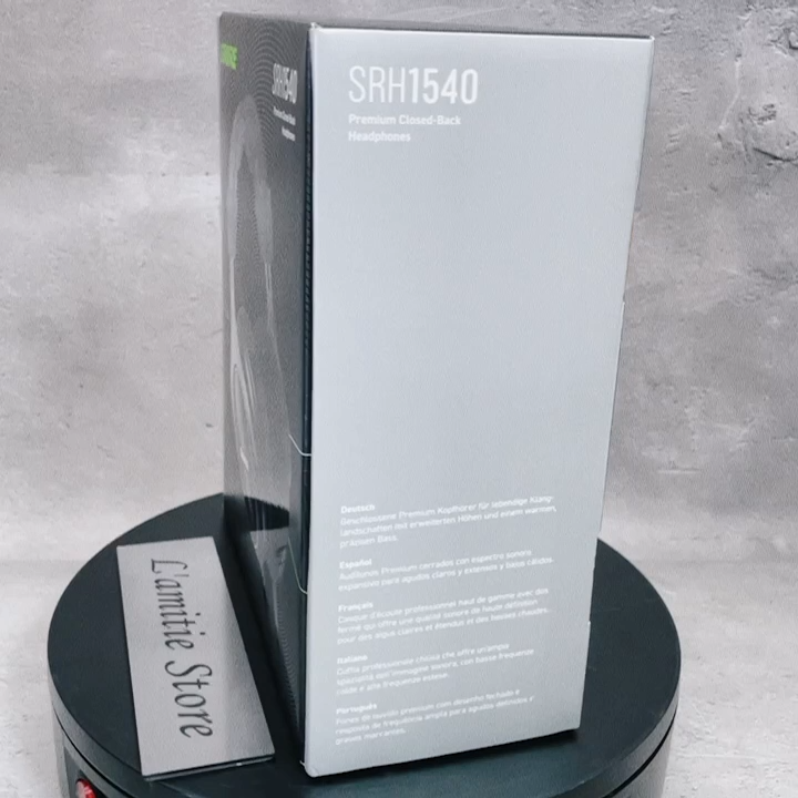 SHURE Premium Studio Headphones SRH1540 Black Cable SHURE Premium Studio Headphones SRH1540 Black Cable