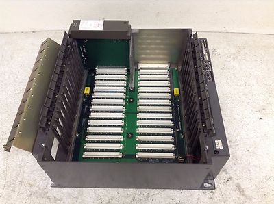 Mitsubishi CNC FCAM335 Numerical Control System Rack Chassis MC03IC FCA-M335