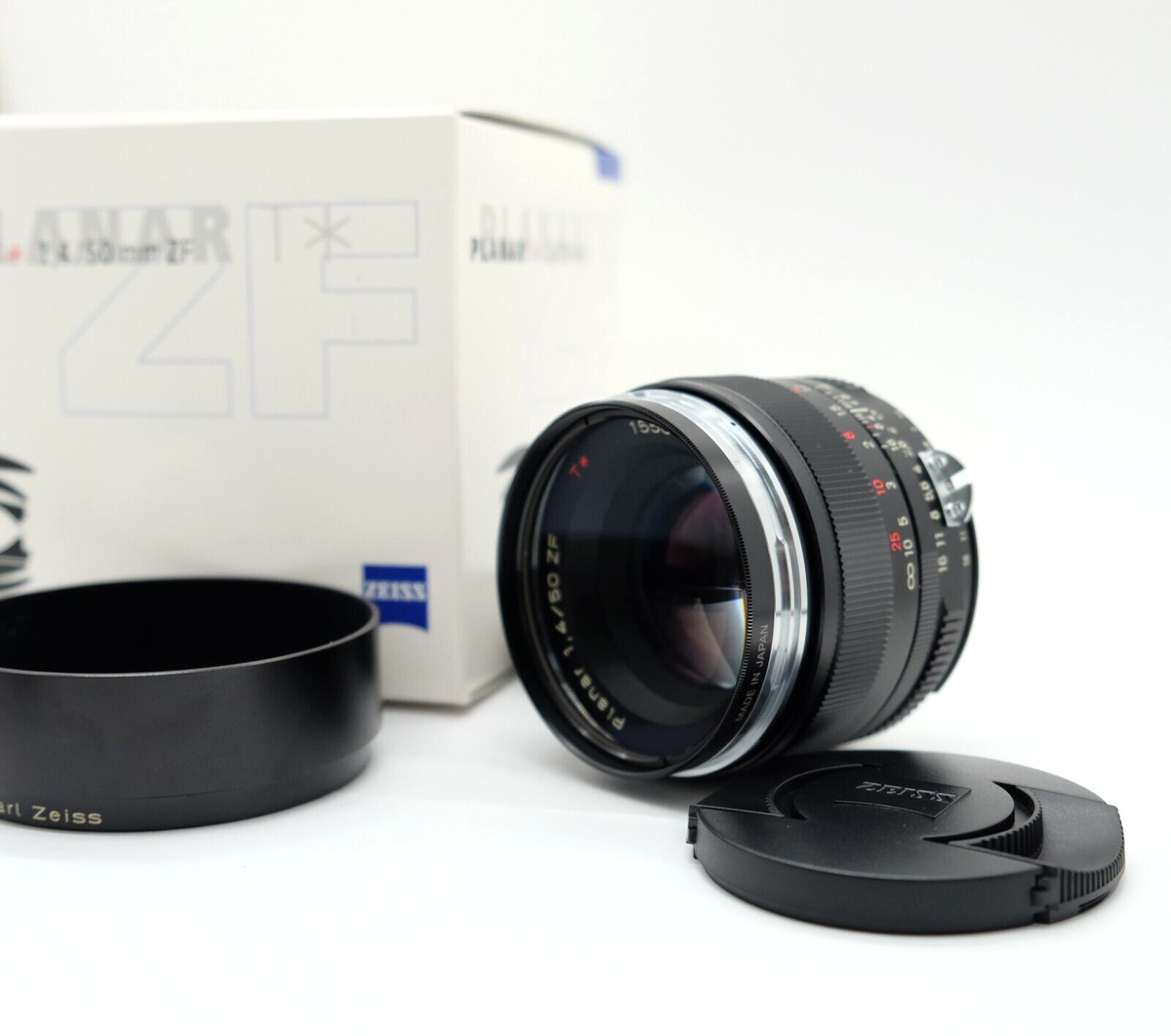 Mint] Carl Zeiss Planar 50mm f/1.4 T* ZF Lens Nikon F W/ Box