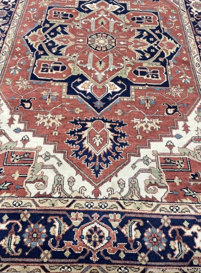 Oriental area rug Red Heriz  hand  knotted elegant  New Rare Wool 6 X 9 India. - Image 3 of 4