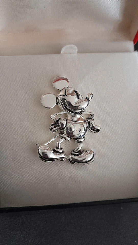 Винтажная серебряная брошь на булавке Napier Mickey & CO DIsney Mickey Mouse б/у в отличном состоянии - Изображение 3 из 4