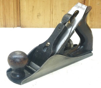 Very Nice Vintage Solar Mfg Co 9  (No 3 Size) Smoothing Plane INV18824