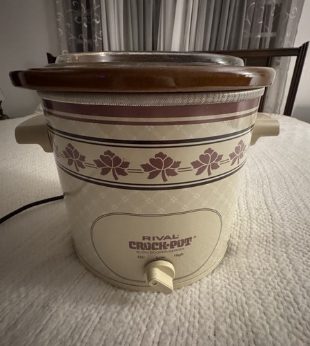 Rival Crock-Pot 3.5 qt Slow Cooker Beige/Brown Ceramic w/ Glass Lid Model 3150/2