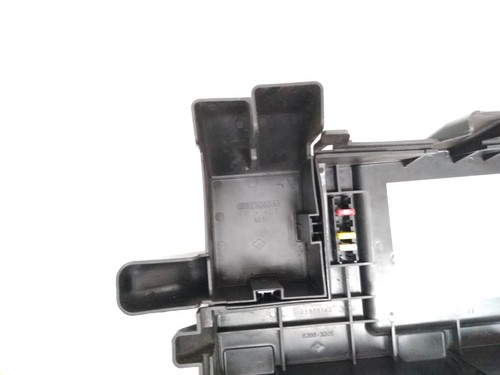 2003 2007 GMC Savana Chevy Express Fuse Box Cover Lid Top 1500 2500 3500 OEM K17 - Picture 11 of 13