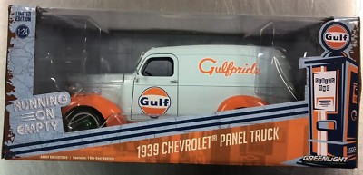 GREENLIGHT ( GREEN MACHINE ) 1939 CHEVY PANEL TRUCK RUNNING ON