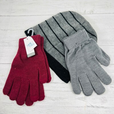 Time Tru Super Soft Women Gray Stocking Hat 2 Pair Gloves Red Set Time Tru Super Soft Women Gray Stocking Hat 2 Pair Gloves Red Set