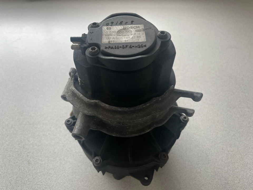 Mercedes-Benz ML320 1998-2003 ~ BOMBA DE AIRE SMOG ~ A0001403785 ~ PIEZA OEM Foto 2 de 4