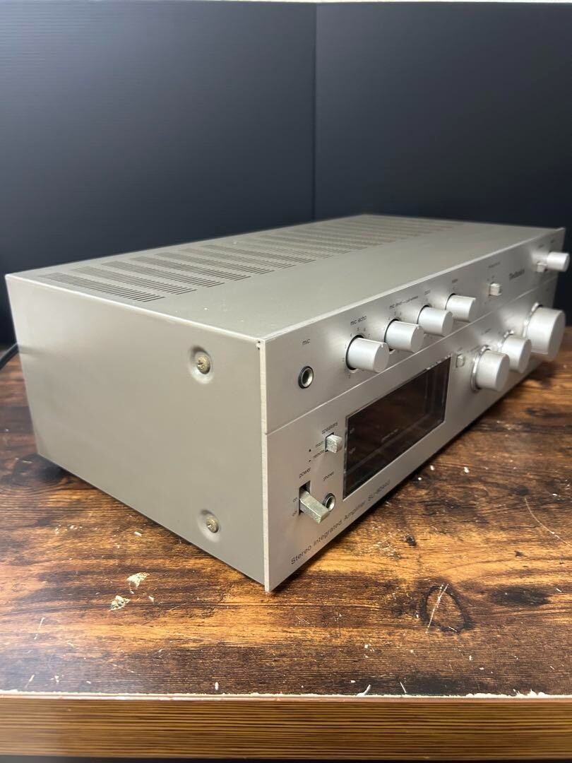 Technics SU-8044G Echo Mic Mix Amp Dual VU Meter Silver