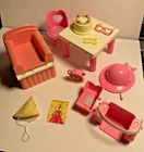 Vtg 98 Barbie KELLY POP UP HOUSE FURNITURE