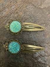 2 Vintage Bronze Floral Filigree W/ Green Glitter Druzy Snap-in Hair clips