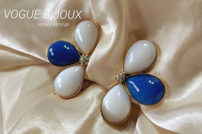VOGUE BIJOUX Vintage Blue White Earrings Costume Jewelry 1990s Damaged
