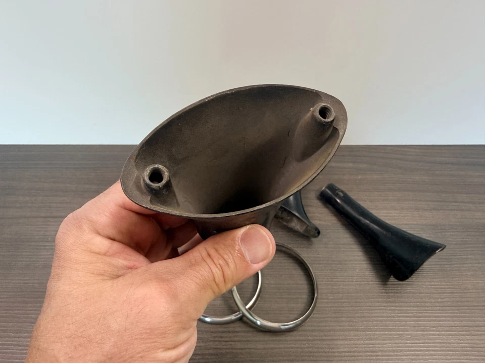 PIEZAS DE LUZ TRASERA FORD 1937 de colección años 30 Hot Rat Street Rod SCTA cupé Foto 4 de 4