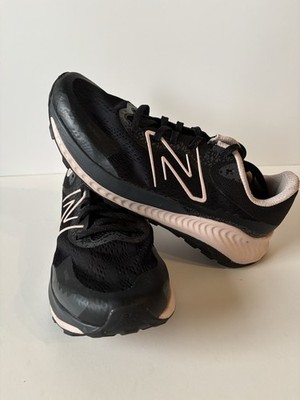New Balance NB Dynasoft Nitrel V5 Women's Size 10 Trail Running Shoe Black Pink