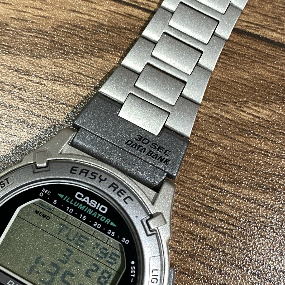 Casio Vintage DB-V300 Easy Rec Digital Watch Voice Recorder