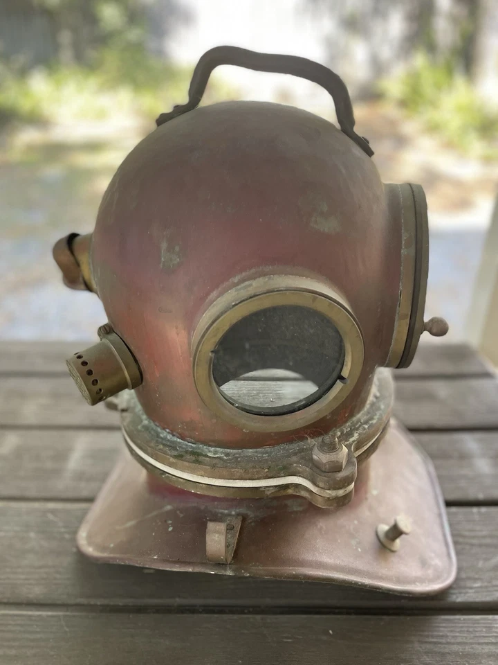 Casco de buceo ruso  Foto 4 de 4