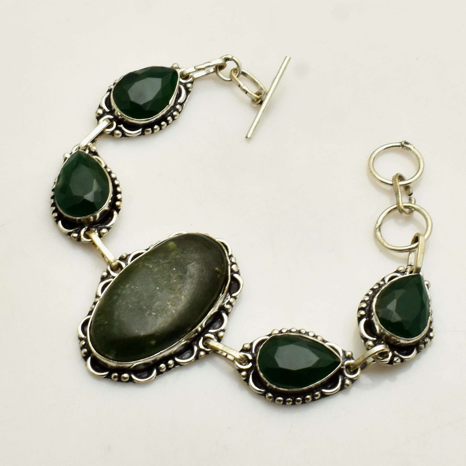 Nephrite Jade Simulated Emerald Ethnic Bracelet 28 Grams AB-2182