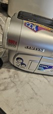 VP-L800U CAMCORDER ANALOGUE VIDEO 8MM VIDEO-8 BOXED WITH MANUALS