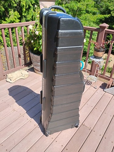 SKB Deluxe Staff ATA Hard Shell Storage Wheeled Golf Bag Travel Case No Key 50" - Picture 8 of 11