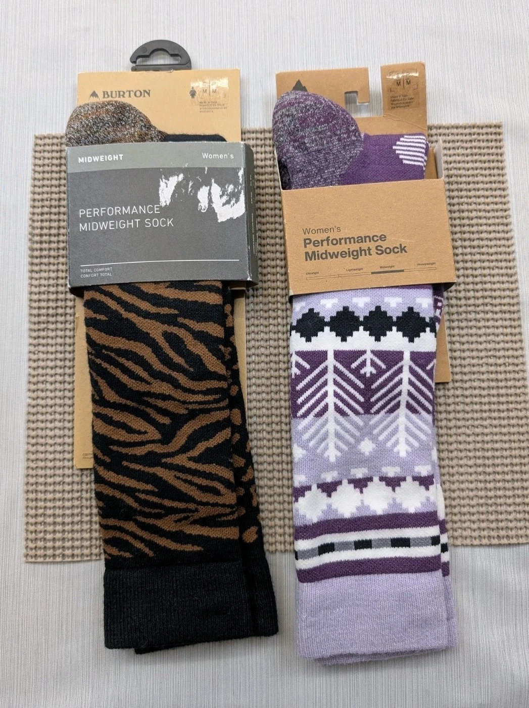 Womens 2 Pair Burton Performance Merino Wool Socks Small/Medium Made In Italy