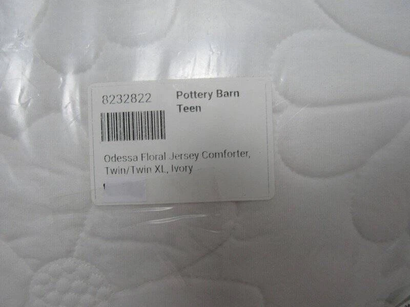 Edredón Jersey Floral Pottery Barn Teen Odessa, Doble/TwinXL Color Marfil Nuevo con Etiquetas Foto 2 de 4