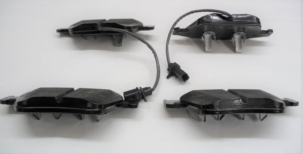 2004-2018 Bentley Continental GT GTC Front Brake Pad Set 3W0698151AA OEM A1