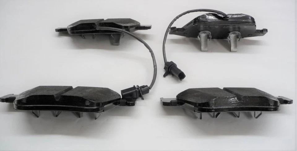 2004-2018 Bentley Continental GT GTC Front Brake Pad Set 3W0698151AA OEM A1 - Image 3 of 4