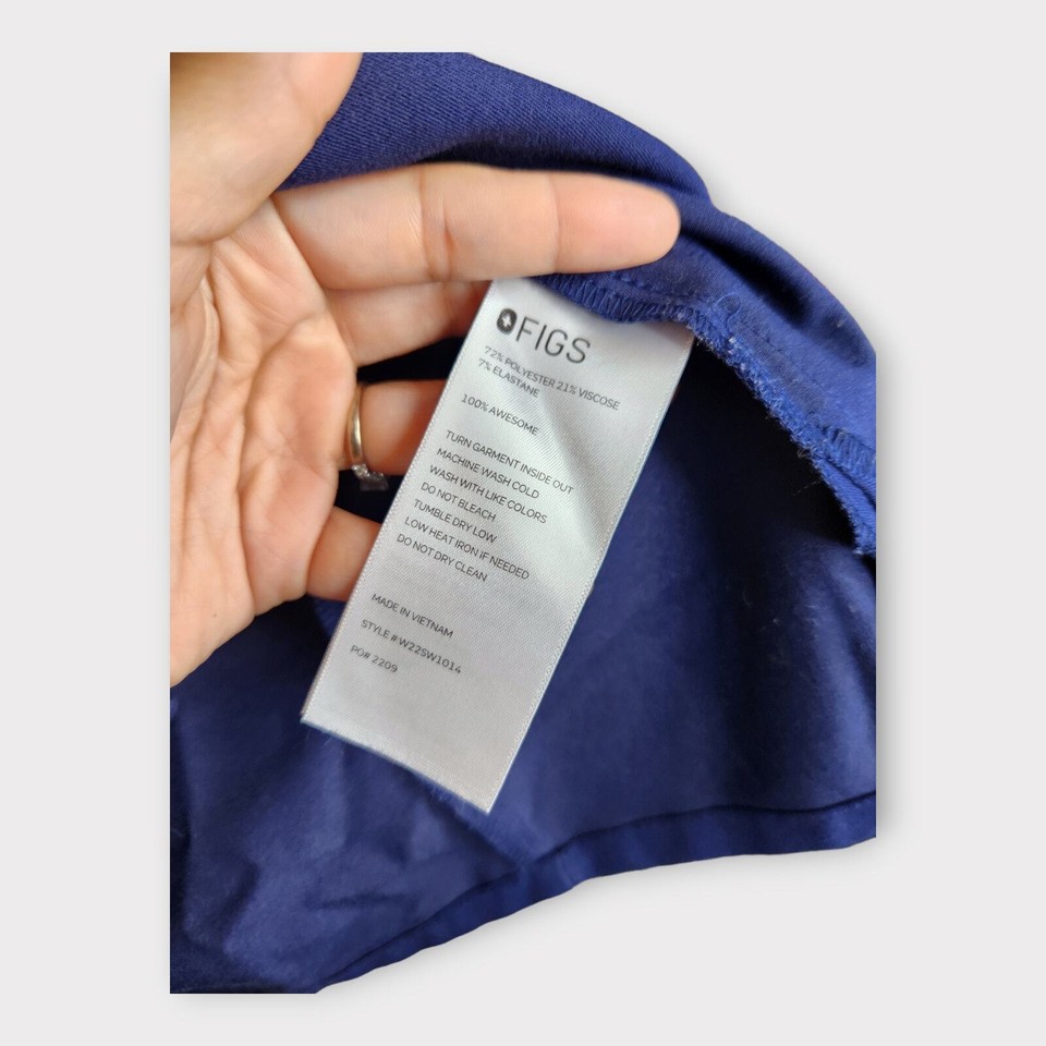 FIGS Blue Catarina VNeck Scrub Top Short Sleeve Nurse Hospital Women's