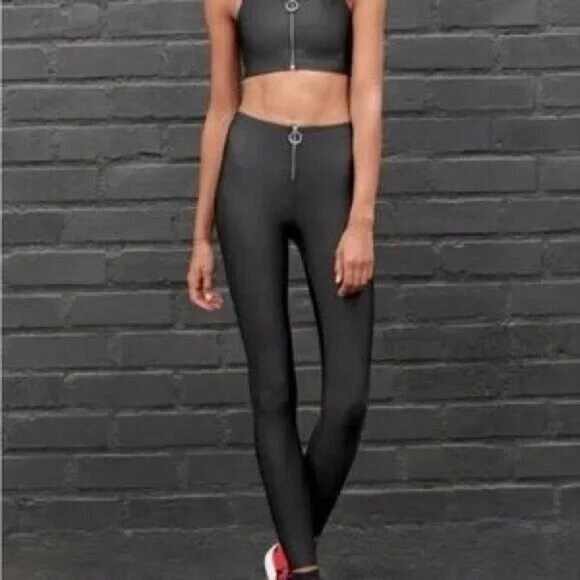 alo-yoga high rise zipper front activewear workout leggings