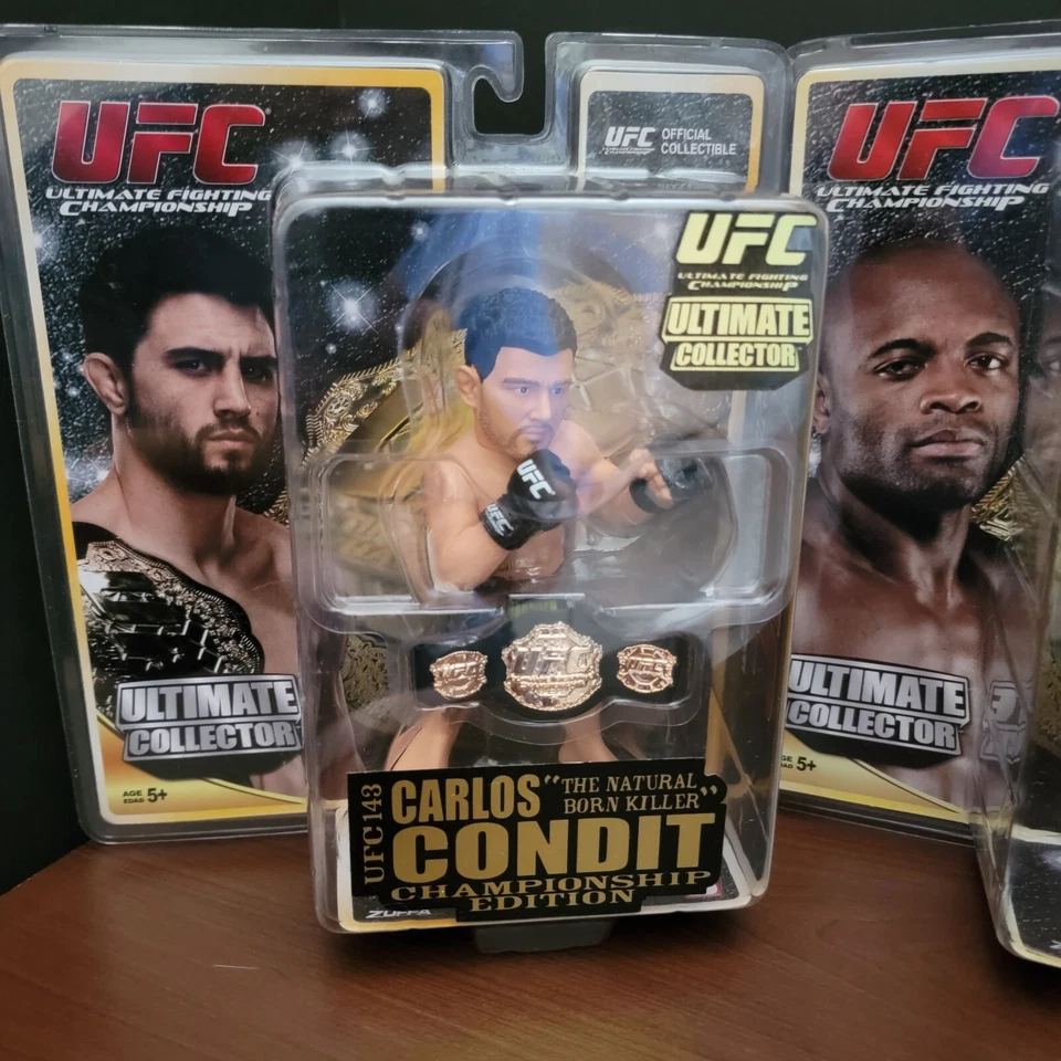 UFC Ultimate Collector Lote Carlos Condit, Dominkck Cruz y Anderson Silva  Foto 4 de 4