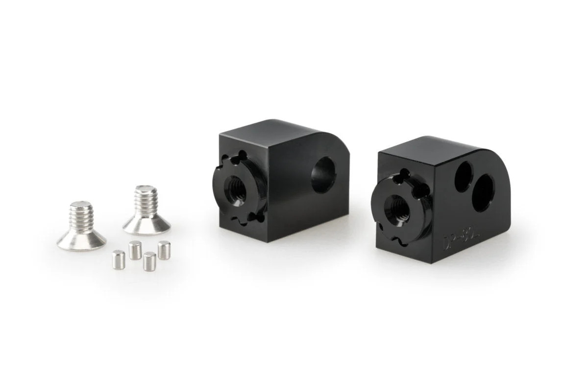 Puig Adjustable Passenger Footpeg Adaptor | Black | Yamaha MT-09/SP 2021>Current