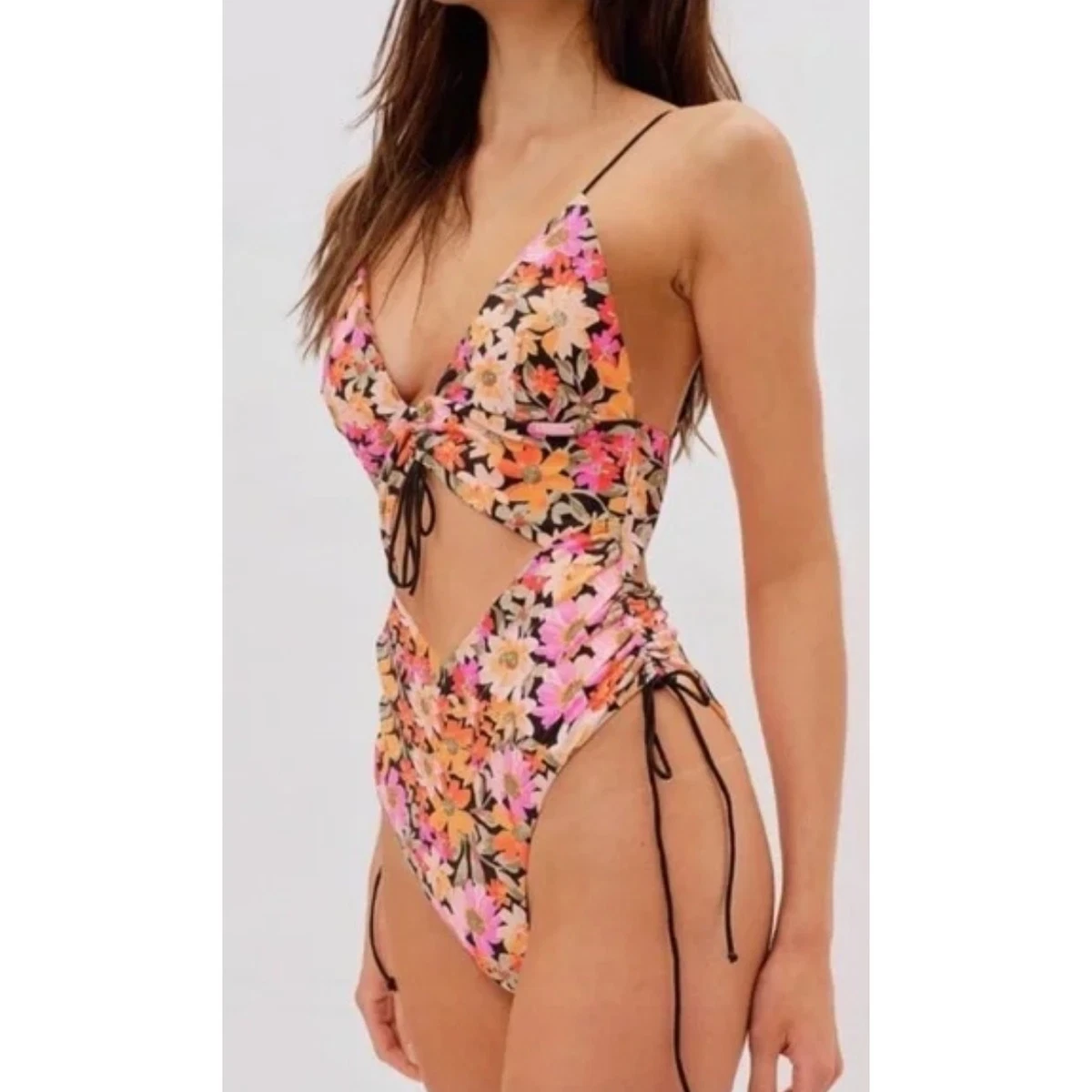For Love & Lemons Women display picture 1