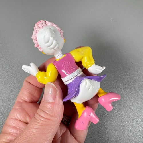 1993 McDonald's Happy Meal Toy - Daisy in Germany | Epcot Center - Picture 7 of 11