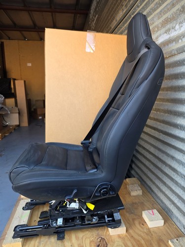2016–2021 Tesla Model X 2nd Row Seat Left Premium Black Heated OEM 1076072-02-C - Picture 3 of 5
